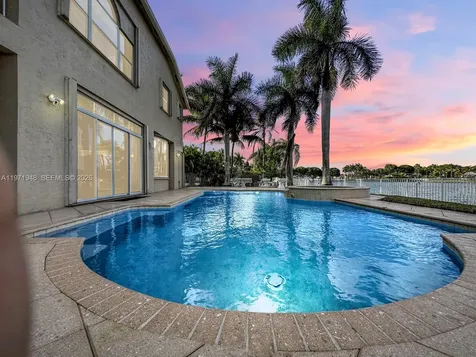 5028 SW 170th Avenue Miramar FL 33027