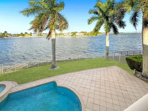 5028 SW 170th Avenue Miramar FL 33027