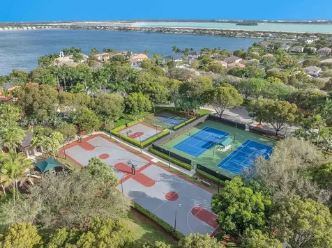 5028 SW 170th Avenue Miramar FL 33027