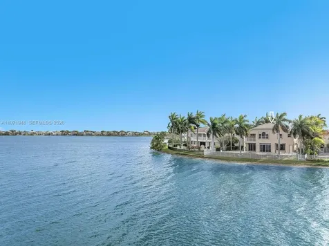 5028 SW 170th Avenue Miramar FL 33027