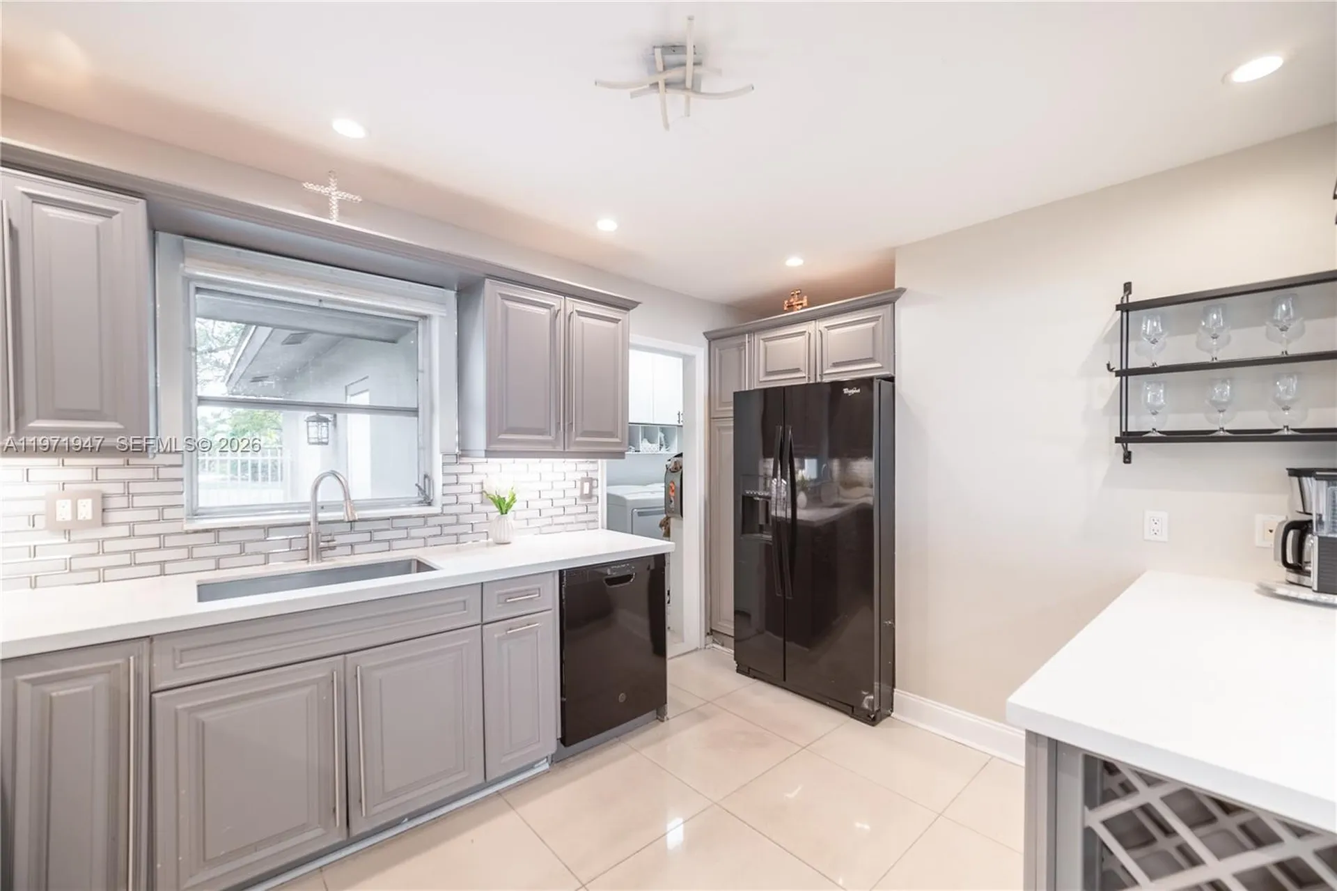 2121 NE 62nd Street Fort Lauderdale FL 33308