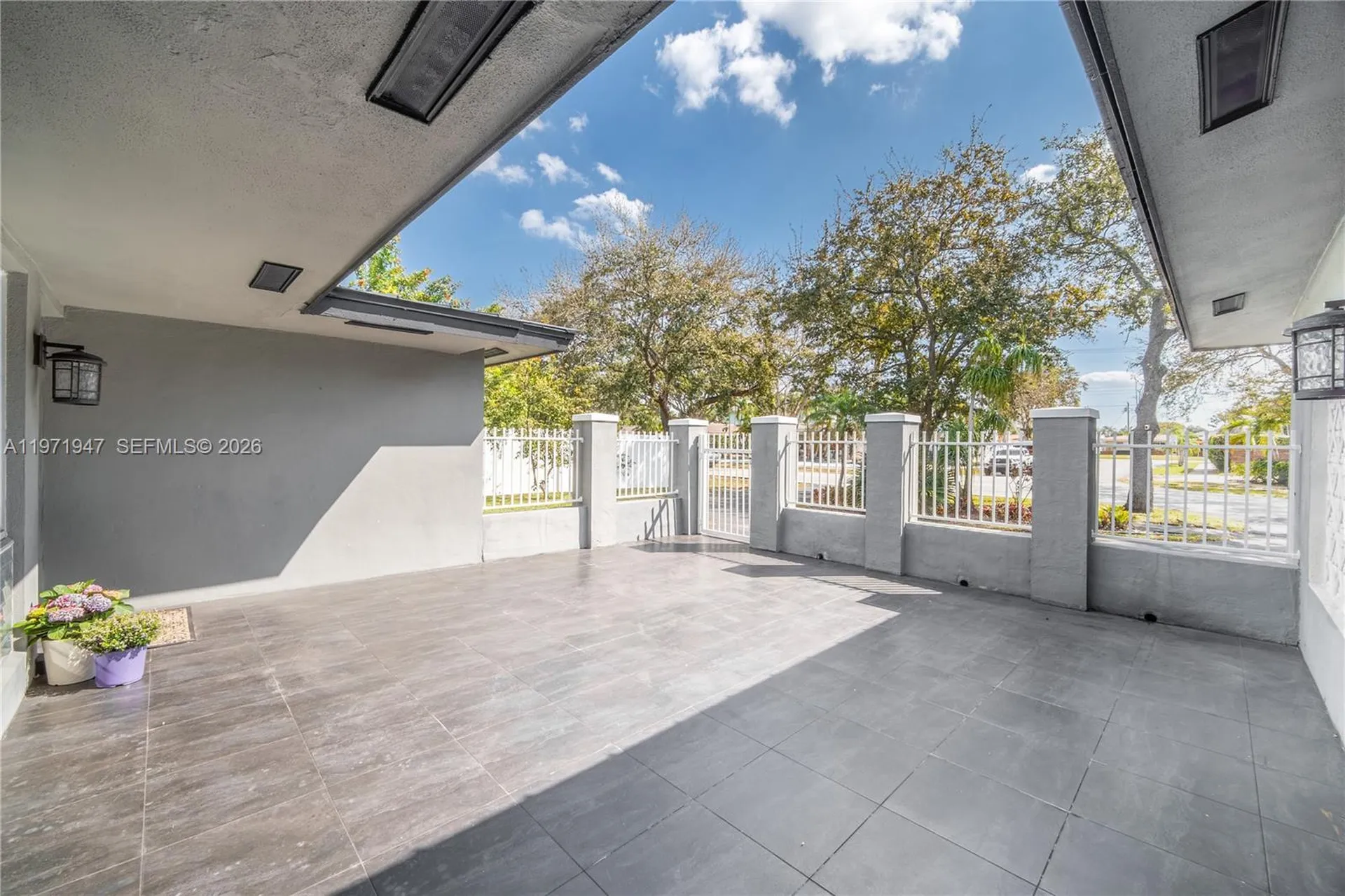 2121 NE 62nd Street Fort Lauderdale FL 33308