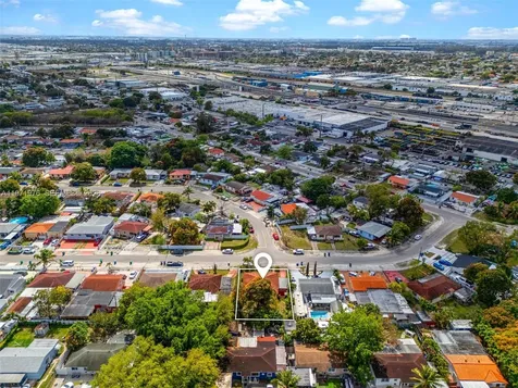 9201 NW 33rd Avenue Road Miami FL 33147