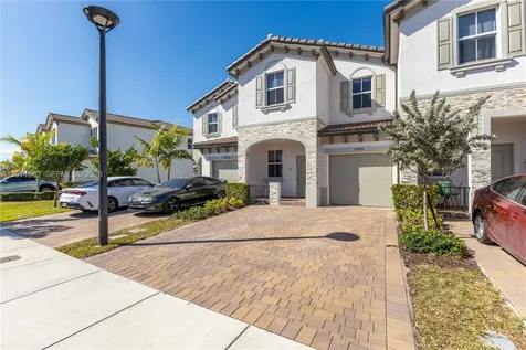 12906 NW 22nd Place Miami FL 33167