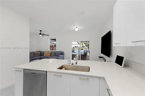 12906 NW 22nd Place Miami FL 33167
