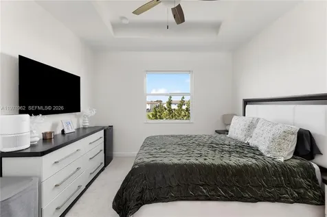 12906 NW 22nd Place Miami FL 33167