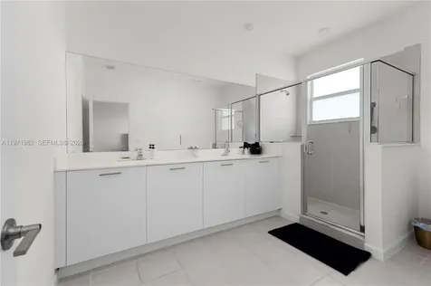 12906 NW 22nd Place Miami FL 33167