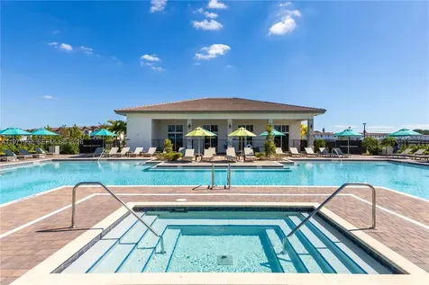 12906 NW 22nd Place Miami FL 33167