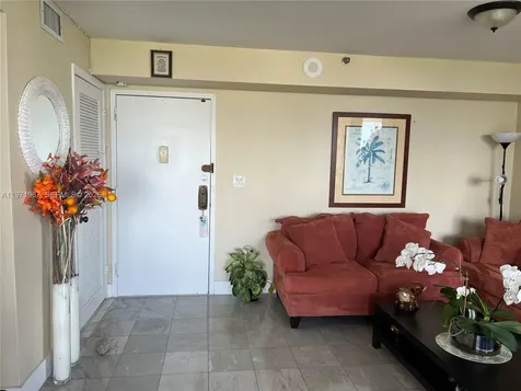 17600 N Bay Road Sunny Isles Beach FL 33160