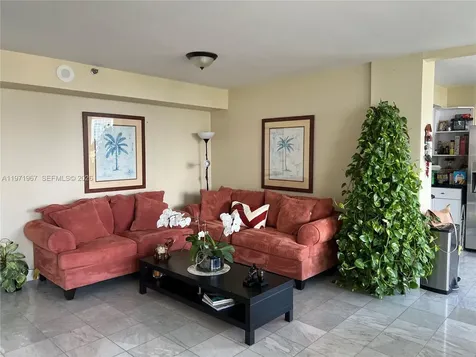 17600 N Bay Road Sunny Isles Beach FL 33160
