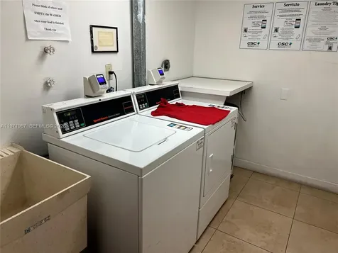 17600 N Bay Road Sunny Isles Beach FL 33160