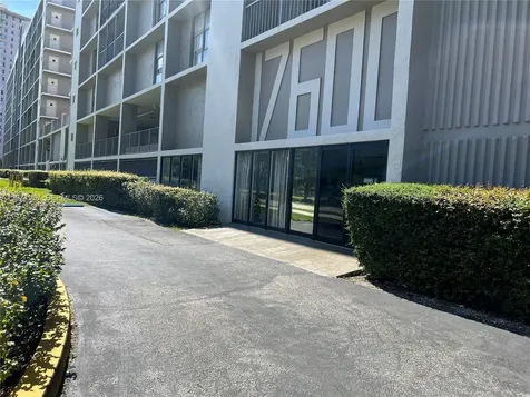 17600 N Bay Road Sunny Isles Beach FL 33160