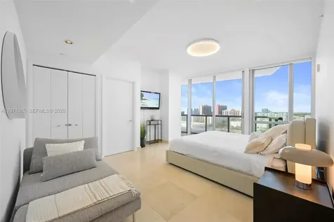 17121 Collins Avenue Sunny Isles Beach FL 33160