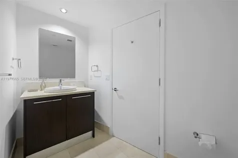 17121 Collins Avenue Sunny Isles Beach FL 33160