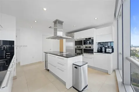 17121 Collins Avenue Sunny Isles Beach FL 33160