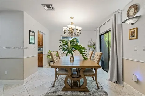 18805 W Lake Drive Hialeah FL 33015