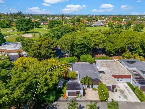 18805 W Lake Drive Hialeah FL 33015