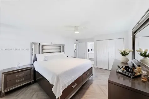 1551 SW 135th Terrace Pembroke Pines FL 33027