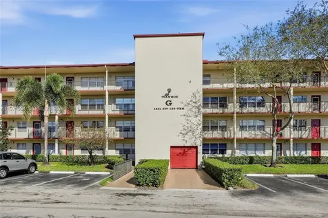 1551 SW 135th Terrace Pembroke Pines FL 33027