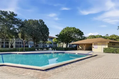 1551 SW 135th Terrace Pembroke Pines FL 33027