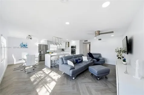 1551 SW 135th Terrace Pembroke Pines FL 33027