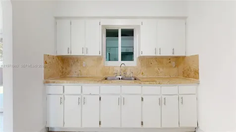 3800 SW 104th Avenue Miami FL 33165