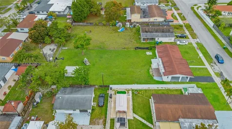 3800 SW 104th Avenue Miami FL 33165