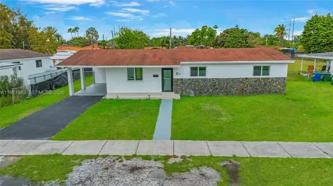 3800 SW 104th Avenue Miami FL 33165