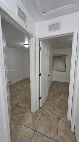 535 NW 19th Street Miami FL 33136
