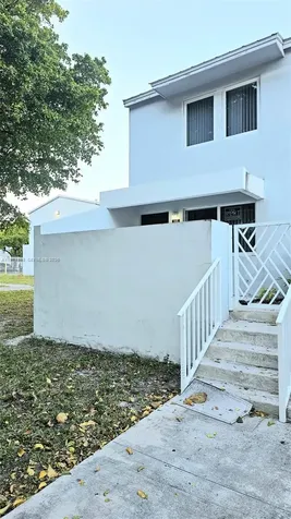 535 NW 19th Street Miami FL 33136