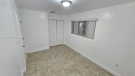 535 NW 19th Street Miami FL 33136
