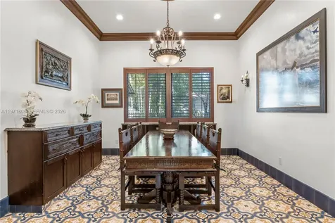 4251 SW 11th Street Miami FL 33134