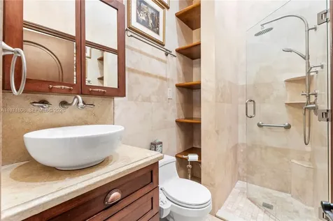 4251 SW 11th Street Miami FL 33134