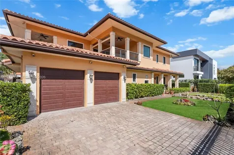 4251 SW 11th Street Miami FL 33134