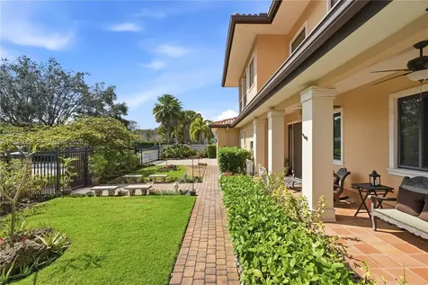 4251 SW 11th Street Miami FL 33134