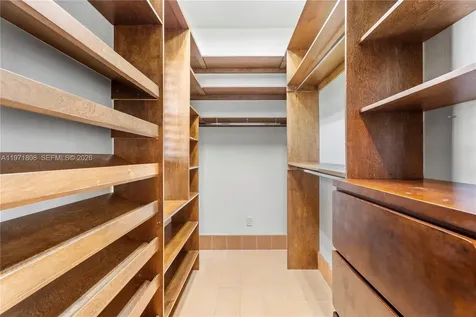 4251 SW 11th Street Miami FL 33134
