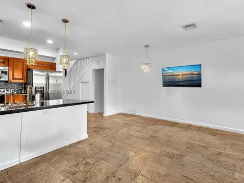 21 SE 3rd Avenue Hallandale Beach FL 33009