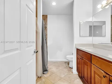 21 SE 3rd Avenue Hallandale Beach FL 33009