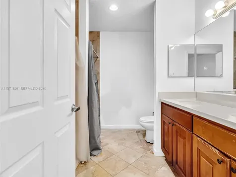 21 SE 3rd Avenue Hallandale Beach FL 33009