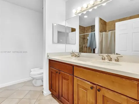 21 SE 3rd Avenue Hallandale Beach FL 33009