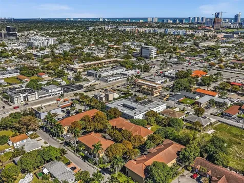 21 SE 3rd Avenue Hallandale Beach FL 33009