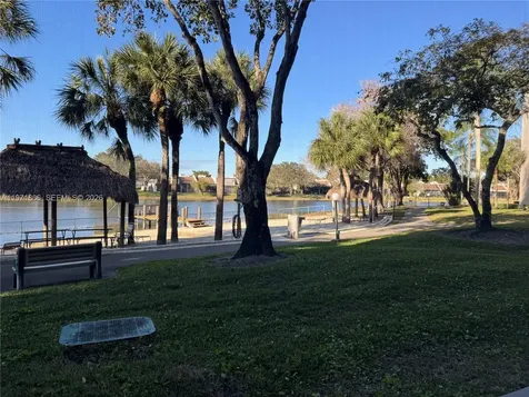 1101 Colony Point Circle Pembroke Pines FL 33026