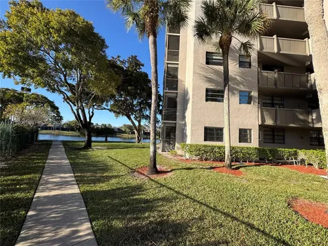 1101 Colony Point Circle Pembroke Pines FL 33026