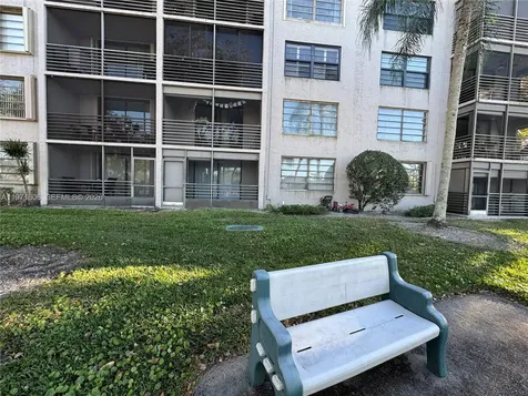 1101 Colony Point Circle Pembroke Pines FL 33026