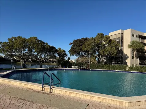 1101 Colony Point Circle Pembroke Pines FL 33026