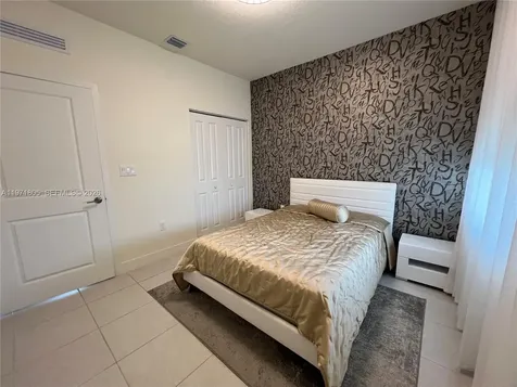 8001 NW 41st Street Doral FL 33166