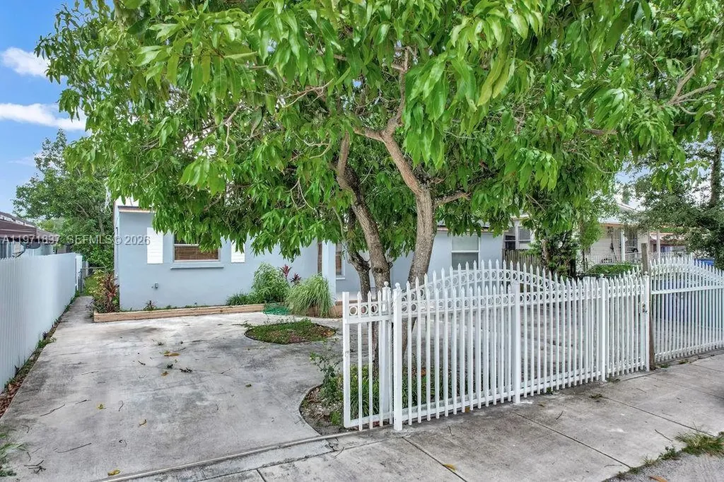 3010 NW 95th Terrace Miami FL 33147