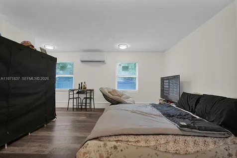 3010 NW 95th Terrace Miami FL 33147