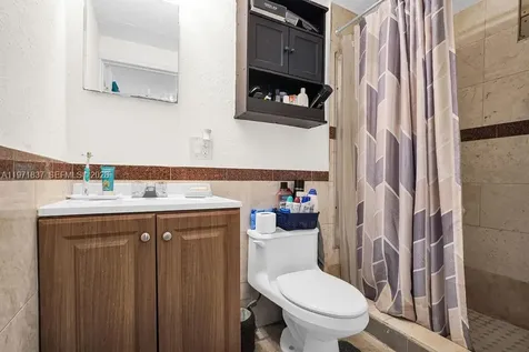 3010 NW 95th Terrace Miami FL 33147