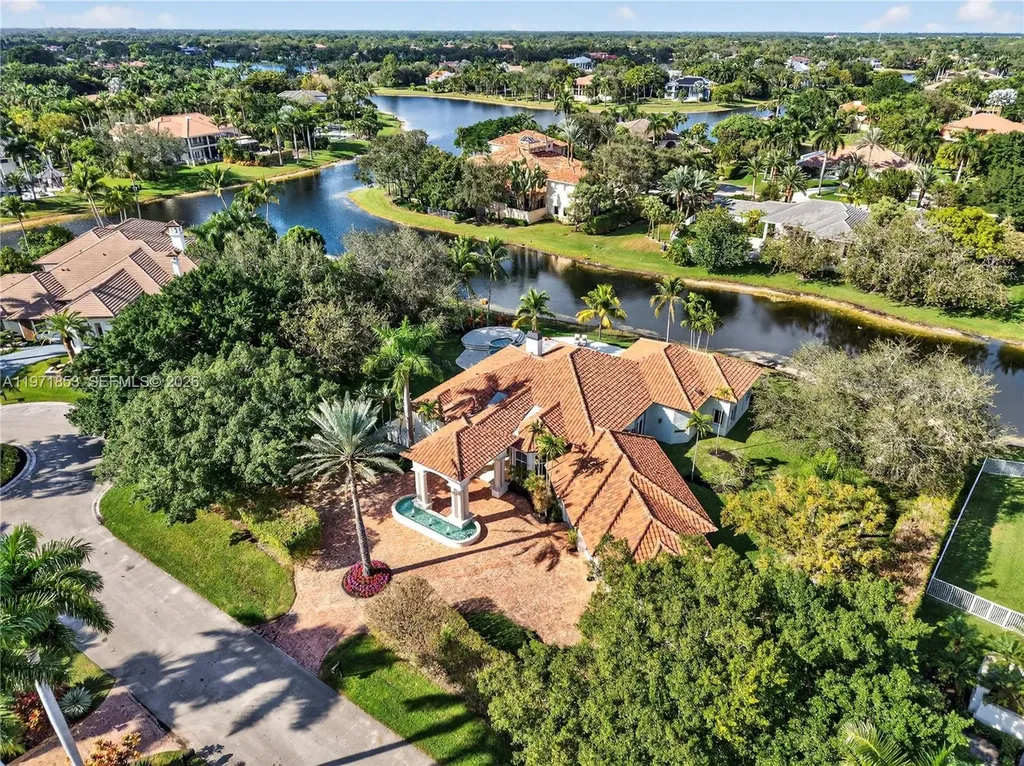3520 Paddock Road Weston FL 33331